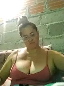 natally ross21 online show from 04-01-26, 01:30