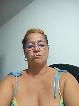 natally ross21 online show from 11-18-25, 02:38