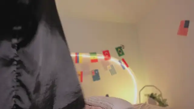 katiepeach  online show from 07-15-26, 12:01