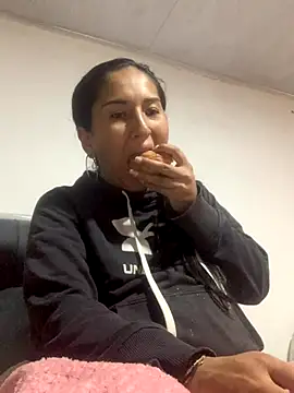 luna asss online show from 10-20-25, 03:12