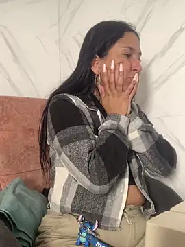 luna asss online show from 03-21-25, 11:01