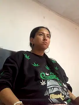 luna asss online show from 10-22-25, 03:44