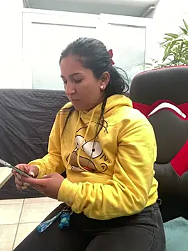 luna asss online show from 03-19-25, 05:28