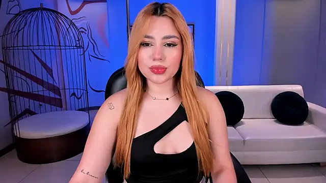SamanthaKlein  online show from 10-01-25, 03:22