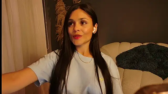 Danna-Saenz online show from 01-16-25, 01:27