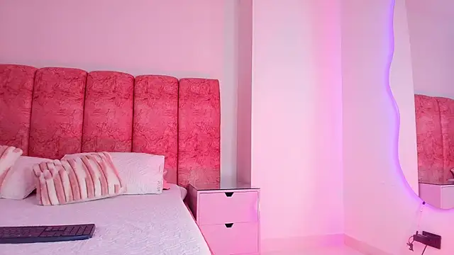 kendal rossi online show from 12-02-25, 11:56