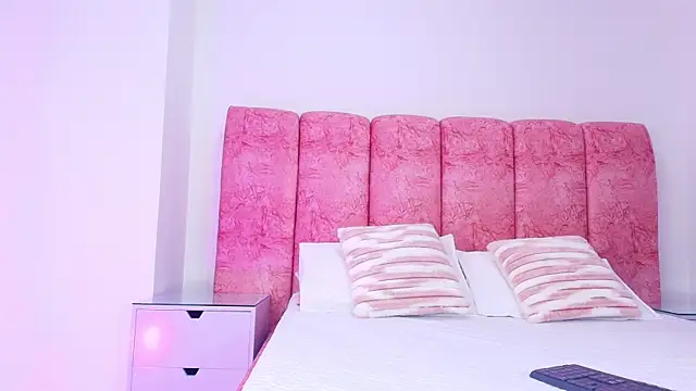 kendal rossi online show from 11-22-25, 12:15