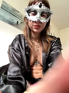 Snapshot of lyafoot chatting on 10-05-25, 01:57 lyafoot online show from 10-05-25, 01:57