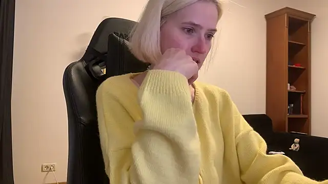Sexy Sweets online show from 09-23-25, 02:02
