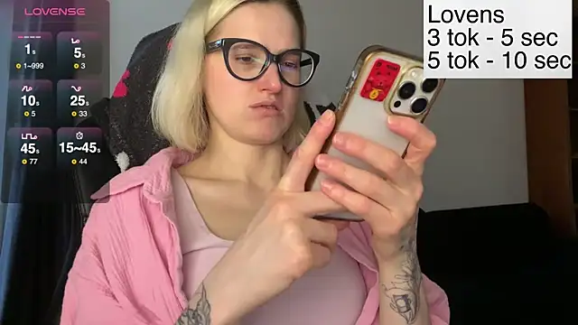 Sexy Sweets online show from 11-25-25, 12:05