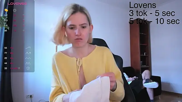 Sexy Sweets online show from 10-30-25, 11:19