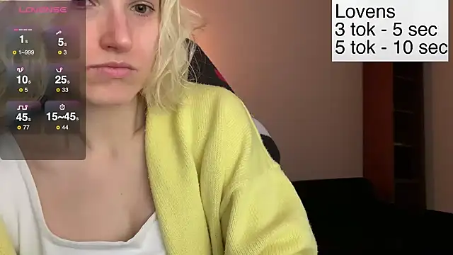 Sexy Sweets online show from 12-17-25, 04:17