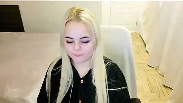 lovely-eyes online show from 01-23-25, 01:30
