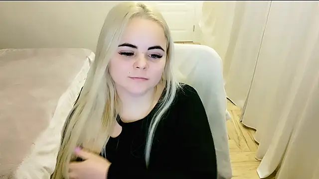 lovely-eyes online show from 03-01-25, 04:15