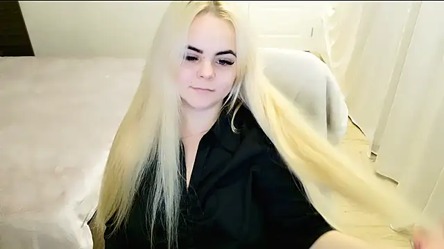 lovely-eyes online show from 02-01-25, 12:29