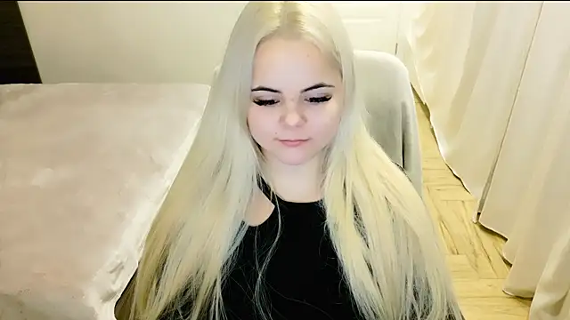 lovely-eyes online show from 02-23-25, 10:20