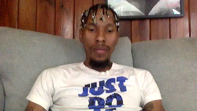 KingDerRico online show from 10-26-25, 03:23