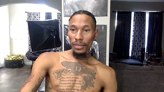 KingDerRico online show from 12-19-25, 07:38