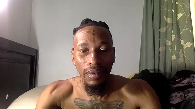 KingDerRico online show from 11-18-25, 02:20