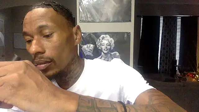 KingDerRico online show from 12-18-25, 08:12