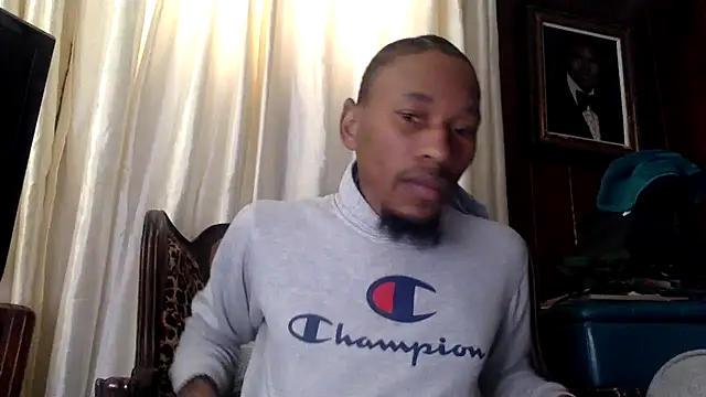 KingDerRico online show from 10-31-25, 04:36