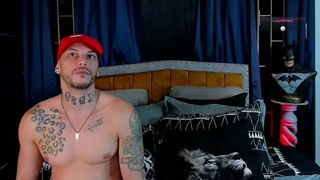 Snapshot of RickG_Oficial chatting on 07-18-26, 03:48 RickG Oficial online show from 07-18-26, 03:48