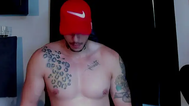 Snapshot of RickG_Oficial chatting on 03-23-26, 08:08 RickG Oficial online show from 03-23-26, 08:08