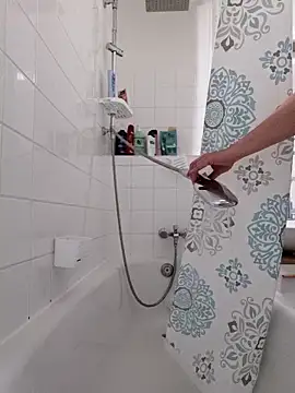 Snapshot of Chriso0007 chatting on 11-08-25, 12:09 Chriso0007 online show from 11-08-25, 12:09