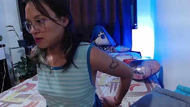 Zoe--khalL online show from 01-15-26, 06:17