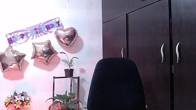 Zoe--khalL online show from 12-21-25, 04:03