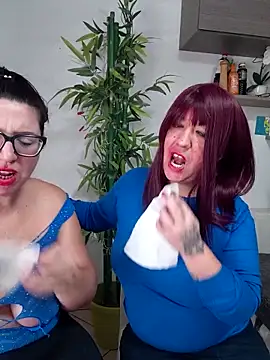 Snapshot of carolyne2023 chatting on 12-05-25, 08:02 carolyne2023 online show from 12-05-25, 08:02