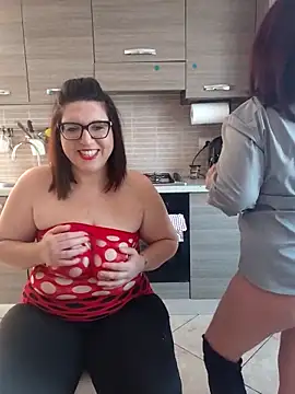 carolyne2023 online show from 04-10-26, 07:37