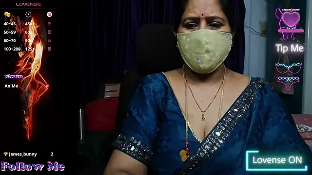 Snapshot of Rani_Darling_99 chatting on 05-15-26, 02:48 Rani Darling 99 online show from 05-15-26, 02:48