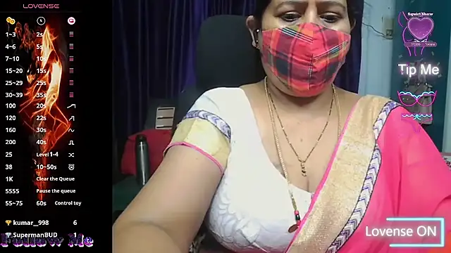 Snapshot of Rani_Darling_99 chatting on 05-16-26, 04:28 Rani Darling 99 online show from 05-16-26, 04:28