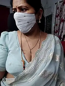 Snapshot of Rani_Darling_99 chatting on 06-12-26, 07:55 Rani Darling 99 online show from 06-12-26, 07:55