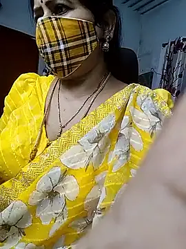 Snapshot of Rani_Darling_99 chatting on 06-18-26, 04:12 Rani Darling 99 online show from 06-18-26, 04:12