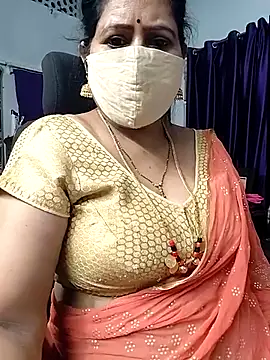 Snapshot of Rani_Darling_99 chatting on 06-07-26, 04:23 Rani Darling 99 online show from 06-07-26, 04:23