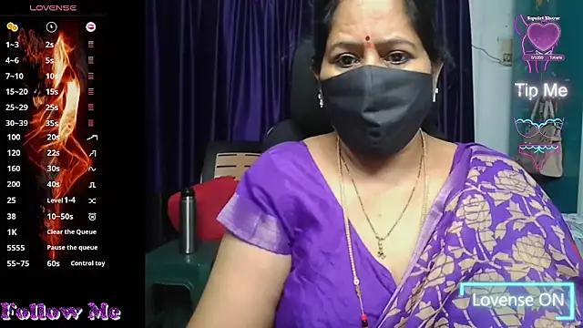 Snapshot of Rani_Darling_99 chatting on 05-19-26, 06:26 Rani Darling 99 online show from 05-19-26, 06:26