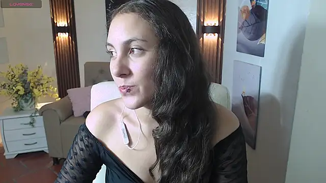 xlunna online show from 10-24-25, 07:35