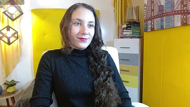 xlunna online show from 11-18-25, 06:55