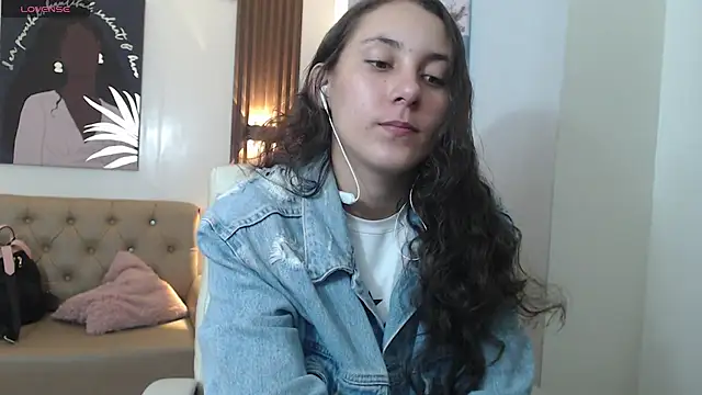 xlunna online show from 09-23-25, 07:32