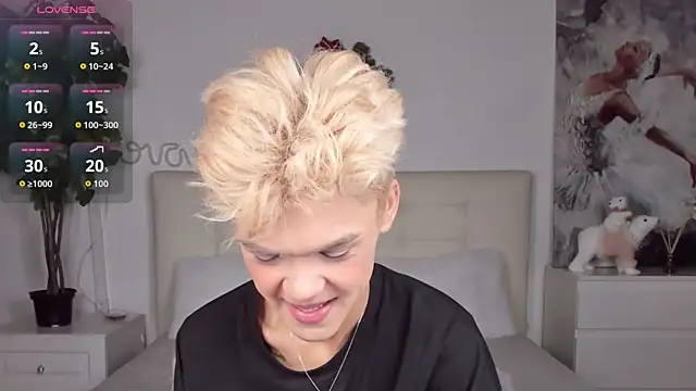 Felix Rey online show from 12-18-25, 07:29