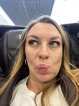 Sweet   Emily online show from 11-30-25, 01:12