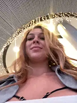 Snapshot of Sweet___Emily chatting on 01-19-25, 02:17 Sweet   Emily online show from 01-19-25, 02:17