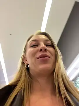 Sweet   Emily online show from 11-28-25, 05:02