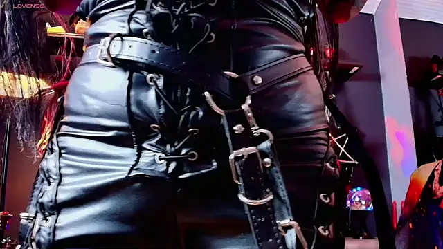 MorganaCrowley online show from 10-11-25, 08:43