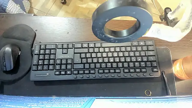 Amy Walker online show from 12-14-25, 04:34