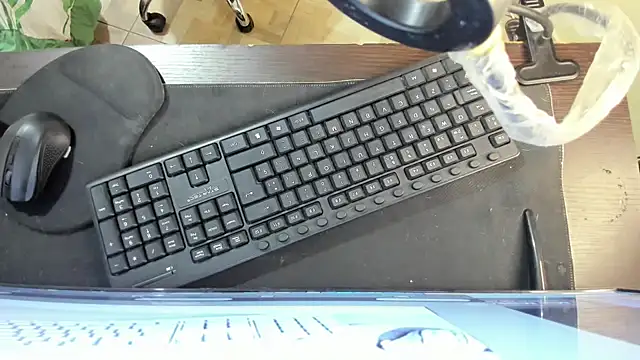 Amy Walker online show from 04-16-26, 06:19