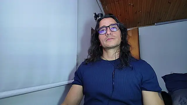 Snapshot of RustyGray chatting on 02-28-25, 05:59 RustyGray online show from 02-28-25, 05:59