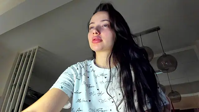 Snapshot of IreneVON chatting on 01-17-26, 04:27 IreneVON online show from 01-17-26, 04:27